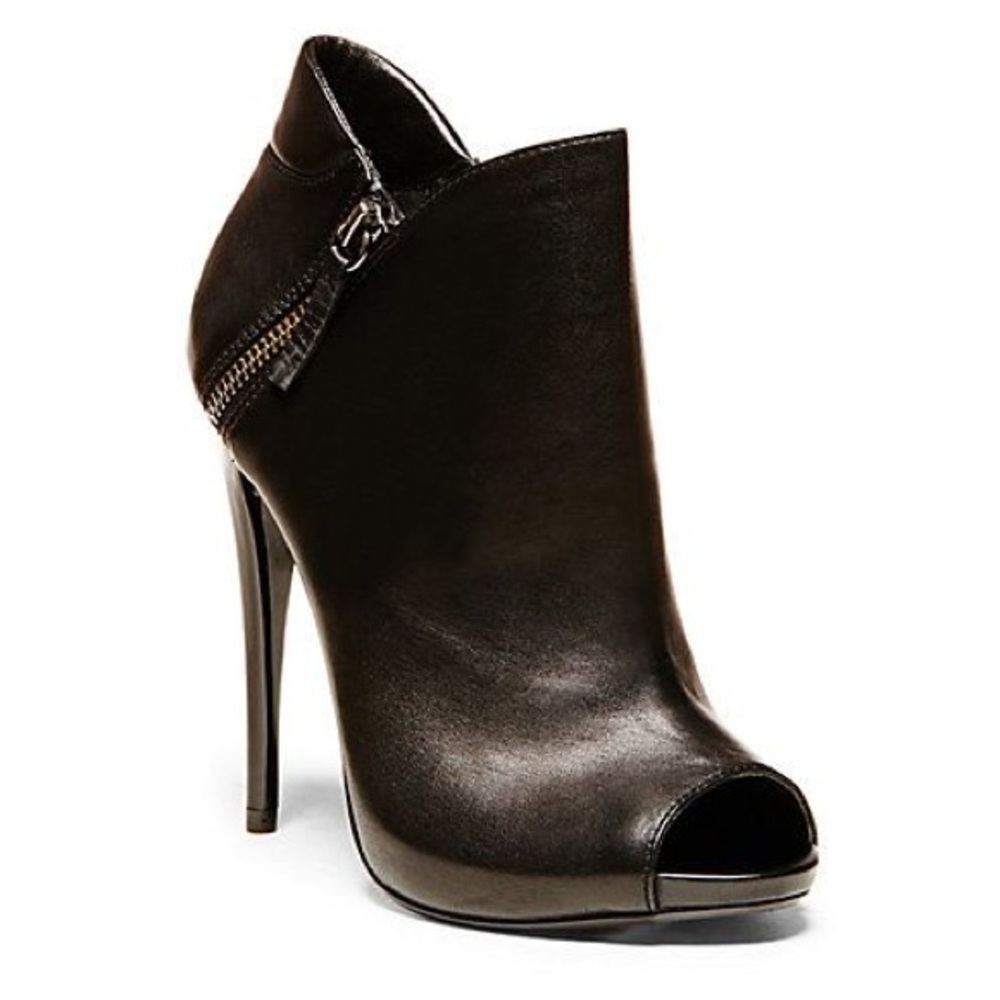 Steve Madden Daawnn Bootie Black Leather - 7